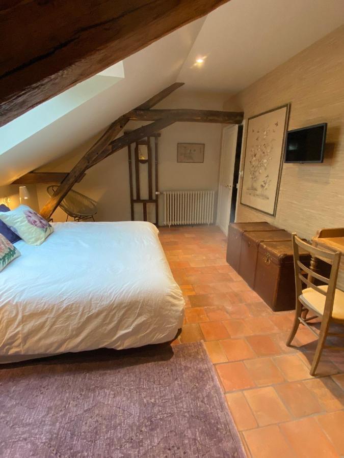 La Gironnerie Bed and Breakfast Loche-sur-Indrois Buitenkant foto